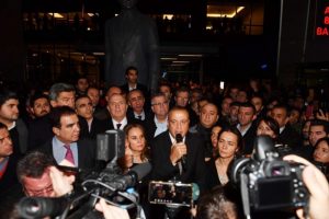 Battal İlgezdi'den a&ccedil;ıklama geldi