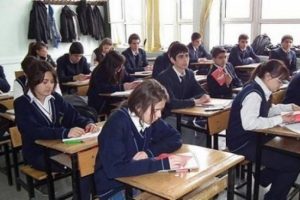 Mezun olamayan liselilere sorumluluk sınavı yapılacak