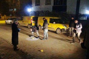 PTT ara&ccedil;larına ses bombalı saldırı