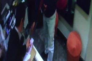 Bursa'da sahte altınları satmak istersen yakalandılar