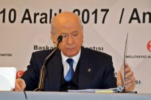 Belediye başkanlarıyla toplantısı s&uuml;r&uuml;yor