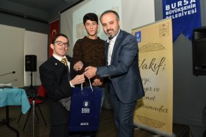 Bursa'da sanat aşkı engel tanımıyor