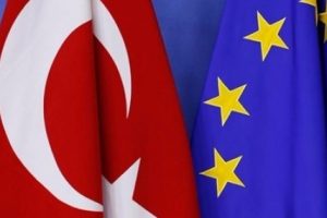 "T&uuml;rkiye ile G&uuml;mr&uuml;k Birliği m&uuml;zakereleri başlatılmalı"