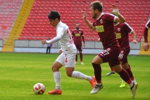 İneg&ouml;lspor deplasmanda galip!