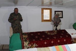 18 yıldır g&ouml;n&uuml;ll&uuml; bek&ccedil;ilik yapıyorlar