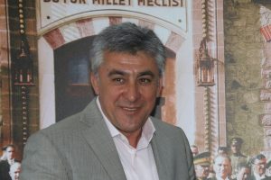 Başkana silahlı saldırının zanlısı yakalandı