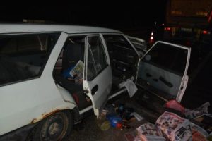 Alkollü otomobil sürücüsü TIR'a çarptı: 2 ölü, 1 yaralı