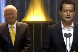 Acun Ilıcalı'nın duygusal anları! Hayatının d&ouml;n&uuml;m noktasını anlattı