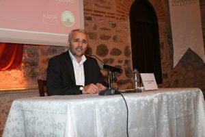 Bursa'da 'Hz. Peygamber'i Anlamak' konulu konferans