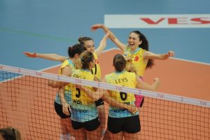 Bursa B&uuml;y&uuml;kşehir Belediyesporlu Sultanların g&ouml;z&uuml; Avrupa'da