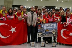 T&uuml;rkiye Atletizm Kros Milli Takımı yurda d&ouml;nd&uuml;