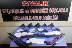 Su&ccedil; &ouml;rg&uuml;t&uuml;ne hava destekli operasyon: 17 g&ouml;zaltı