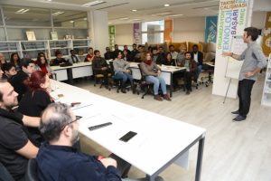 Bursa'da girişimci olmak isteyen gen&ccedil;lere eğitim