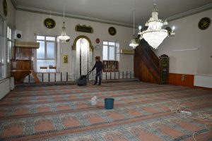 Bursa Mudanya'da temizlik vakti