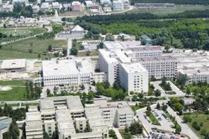 Bursa'da &uuml;niversite &ouml;ğrencileri şehit aileleri ve gazilerle buluştu