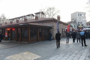 Bursa'da Cafer Paşa Hanı k&uuml;llerinden doğdu