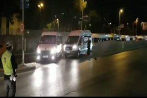 Servis&ccedil;ilerden "Kud&uuml;s" eylemi