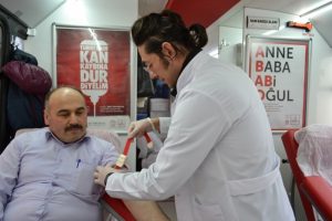 Kan bağışı rekoru kırdı
