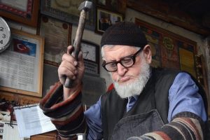 Kış kentinde yarım asırdır evleri ısıtıyor