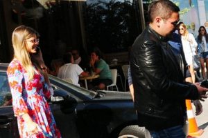 Hacı Sabancı'nın sevgilisi 'Ne bakıyorsun' diyerek kavga çıkardı! 