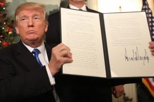 Ortadoğu'da &ccedil;alışmış eski ABD'li diplomatlar Trump'ın Kud&uuml;s kararını eleştirdi
