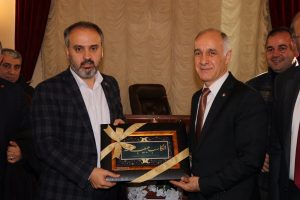 Başkan Aktaş Bursa Tarihi &Ccedil;arşı ve Hanlar Birliği esnafıyla bir araya geldi