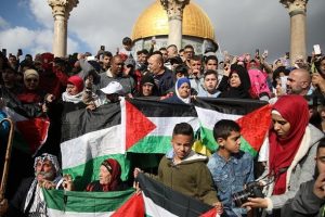 Kud&uuml;s'te protesto g&ouml;sterisine İsrail polisinden m&uuml;dahale