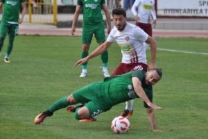 İneg&ouml;lspor evinde berabere kaldı