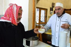 'Peygamber geleneğini' şafak vakti s&uuml;rd&uuml;r&uuml;yorlar