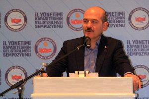 Soylu: "Erdoğan siyaseti bıraktığı g&uuml;n bir daha siyaset kapısından i&ccedil;eri girmeyeceğim"