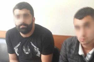 Bursa'da polisin 'dur' ihtarına uymayıp kaçan araçta uyuşturucu ve silah çıktı