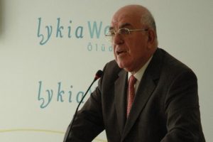 &Uuml;nl&uuml; turizmci o oteli icradan geri aldı! Şimdi ise...