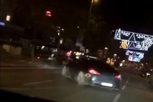 Trafik magandası caddeyi birbirine kattı