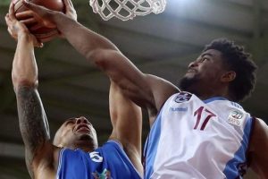 Trabzonsporlu oyuncuya tehdit!