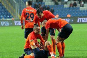Başakşehir yeniden lider