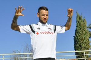 Beşiktaş, Milosevic ile yolları ayırdı