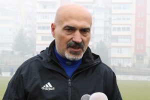 "Bazı isimler alacakları nedeniyle performans g&ouml;stermiyor"
