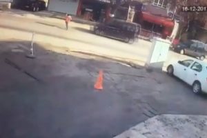 Az daha canından oluyordu