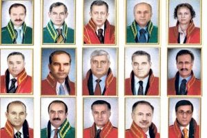 24 Yargıtay &uuml;yesi firarda