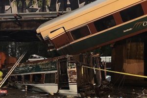 ABD'de tren kazası: 3 &ouml;l&uuml;, 100'den fazla yaralı