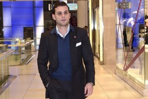 Mehmet Aslan telefonunu yeniledi