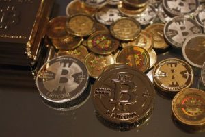 Bitcoinler &ccedil;alındı, şirket iflas etti