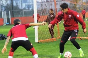 Adanaspor'da Eskişehirspor mesaisi başladı