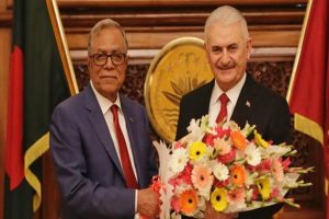 Bangladeş Cumhurbaşkanı Abdul Hamid ile g&ouml;r&uuml;şt&uuml;