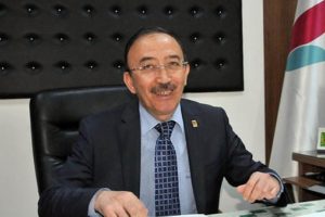 FET&Ouml;'den yargılanan eski rekt&ouml;re tahliye