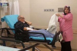 7 kişi pastadan zehirlendi