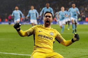Manchester City penaltılarla yarı finalde