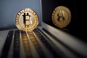 Bitcoin'de tarihi d&uuml;ş&uuml;ş!