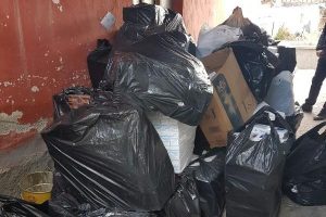 Suriyeliye ait evde 40 bin paket ka&ccedil;ak sigara!