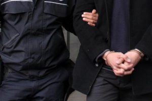 Van'da ter&ouml;r operasyonu: 4 g&ouml;zaltı